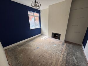 Photo 7- click for photo gallery